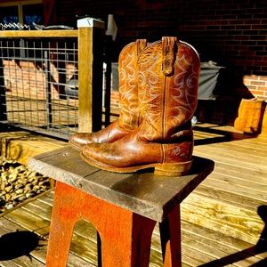 Double H cowboy boots. Size 10D